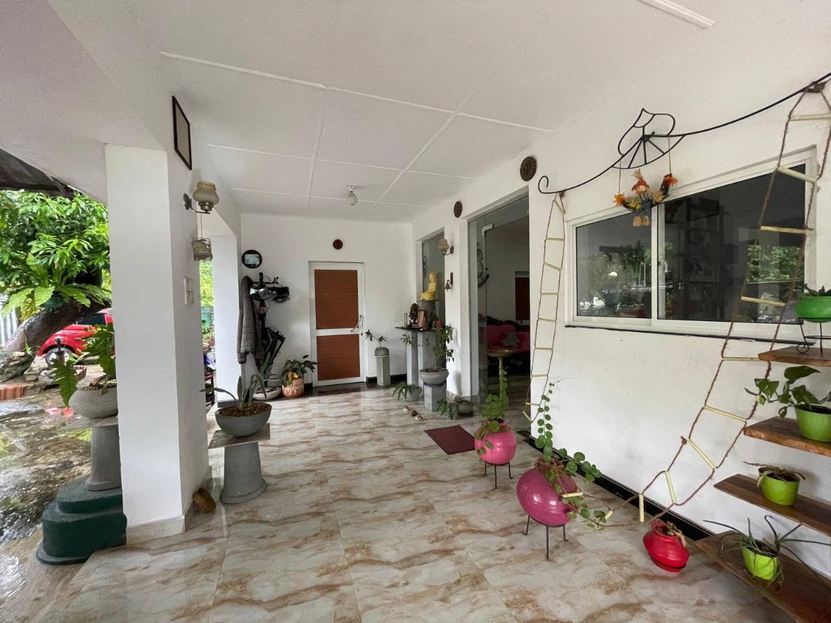 Rock Cascade Tourist Home & Cookery School Polonnaruwa Exterior photo