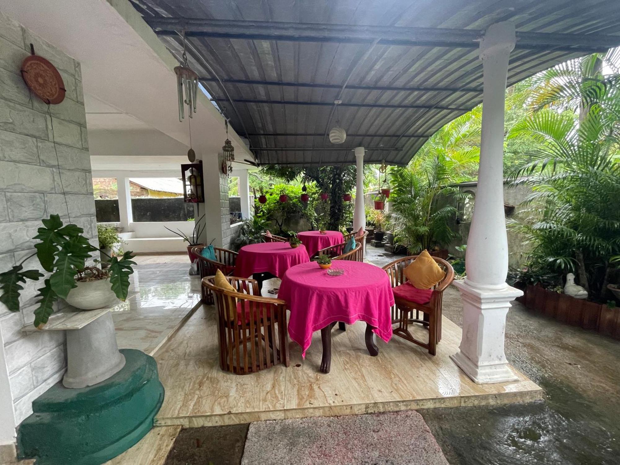 Rock Cascade Tourist Home & Cookery School Polonnaruwa Exterior photo